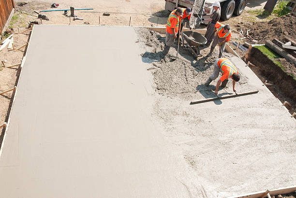Best Concrete Steps and Stairs in Lawrencevle, IL